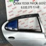 RENAULT MEGANE 1 SAĞ ARKA KAPI