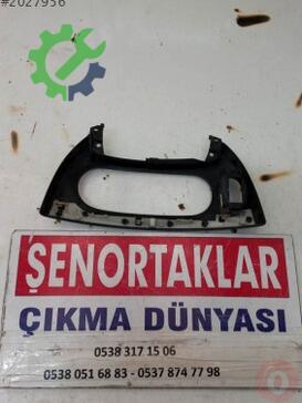 Renault Megane Klima Kontrol Paneli 7700841057 çıkma parça