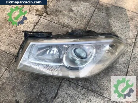 Renault Megane Mercekli Far çıkma parça