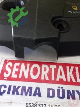 Renault Megane Motor Kapağı 8200365952 çıkma parça
