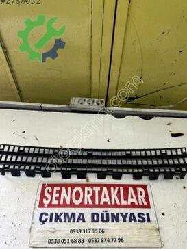 Renault Megane Panjur 8200258000 çıkma parça