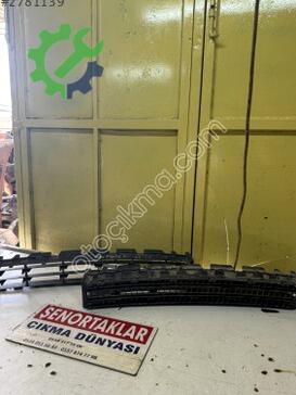 Renault Megane Tampon Izgarası 8200114155 çıkma parça