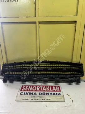 Renault Megane Tampon Izgarası çıkma parça