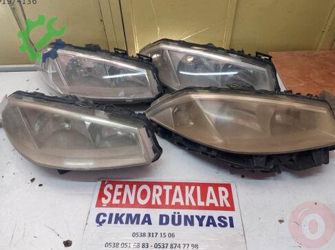Renault Megane Sağ Ön Far çıkma parça