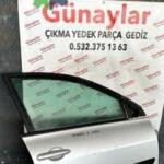 RENAULT MEGANE 2 SAĞ ÖN KAPI