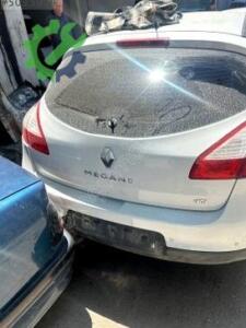 Renault megane 3 beyaz bagaj kapağı