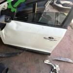 Renault megane 3 beyaz sağ ön kapı