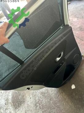 Renault Megane Sol Arka Kapı çıkma parça