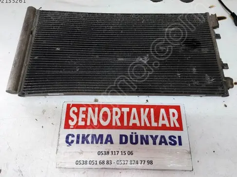 Renault Megane Klima Radyatörü 921009056R çıkma parça