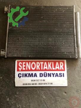 Renault Megane Klima Radyatörü 921002969R çıkma parça