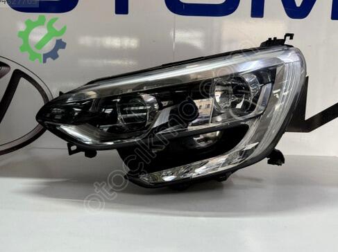 Renault Megane Sol Ön Far çıkma parça
