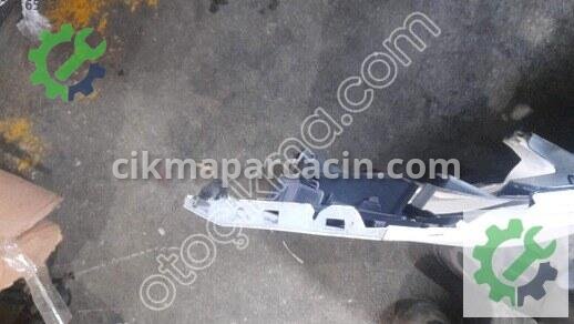 Renault Megane Ön Tampon çıkma parça