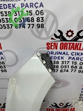 Renault Megane Sağ Çamurluk 631125412R çıkma parça