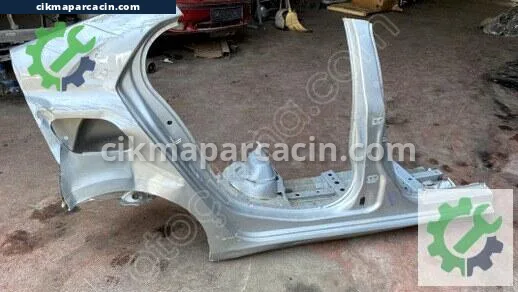 Renault Megane Sağ Marşpiyel Sacı çıkma parça