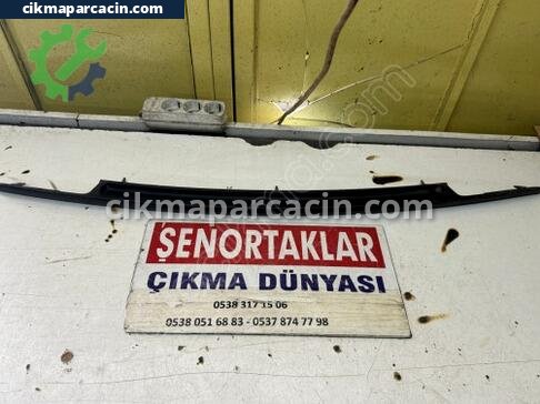 Renault Megane Bagaj Çıtası çıkma parça