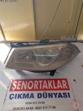 Renault Megane Sol Ön Far çıkma parça