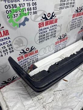 Renault R 9 Arka Tampon 7700685475 çıkma parça
