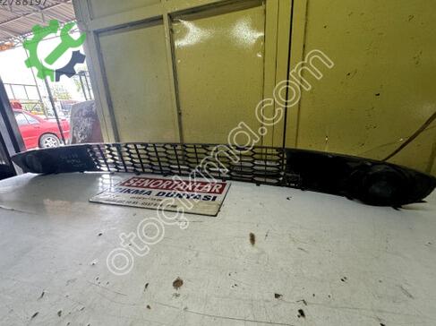Renault Symbol Tampon Izgarası 8200 çıkma parça