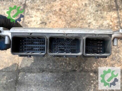 Renault Trafic Motor Beyni çıkma parça