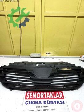 Renault Trafic Ön Panjur çıkma parça