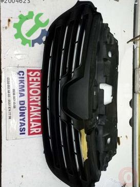 Renault Trafic Ön Panjur 623108673R çıkma parça