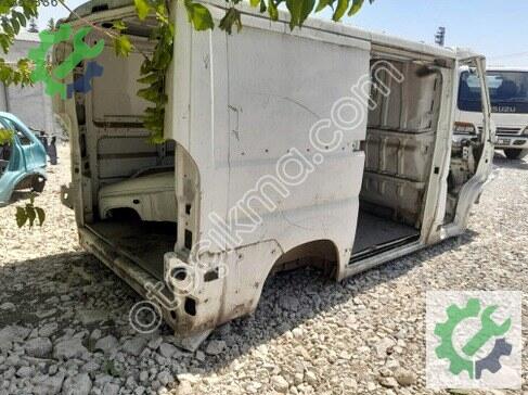 Renault Trafic Oto Teybi çıkma parça