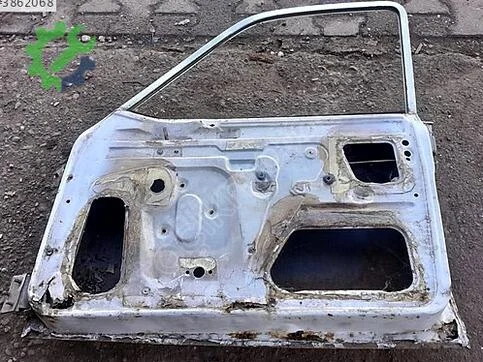 MAN 12 Sağ Ön Kapı çıkma parça