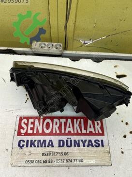 Renault Symbol Sağ Ön Far 260106223R çıkma parça