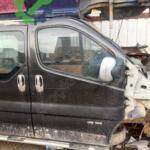 Renault Reno trafik sağ ön kapı