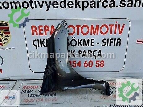 Toyota Hilux Sağ Ön Çamurluk çıkma parça