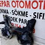Jeep renagede travers ve motor beşiği orjinal çıkma 18-20