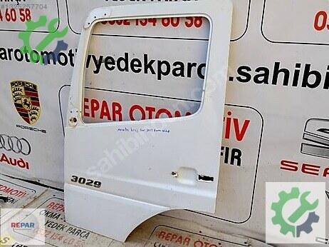Mercedes-Benz Sol Ön Kapı çıkma parça