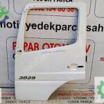Mercedes benz axor 3029 kamyon sol ön kapı 10/15 orjinal çıkma