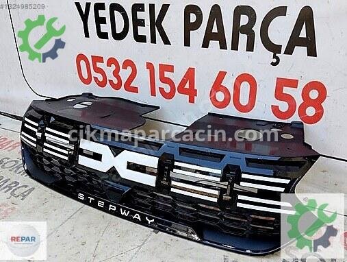 Dacia Sandero Stepway Ön Panjur 3-STEPWAY çıkma parça