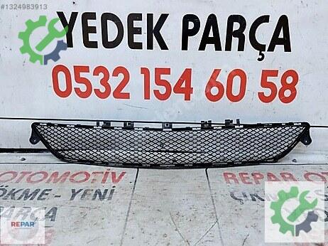 Mercedes-Benz 200 Ön Panjur çıkma parça