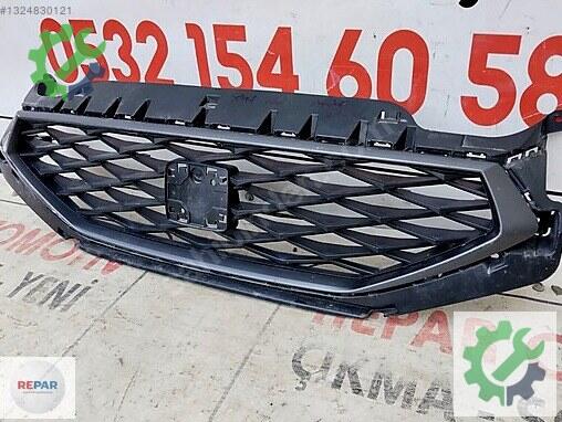 Seat Leon Ön Panjur 5FA853651G çıkma parça