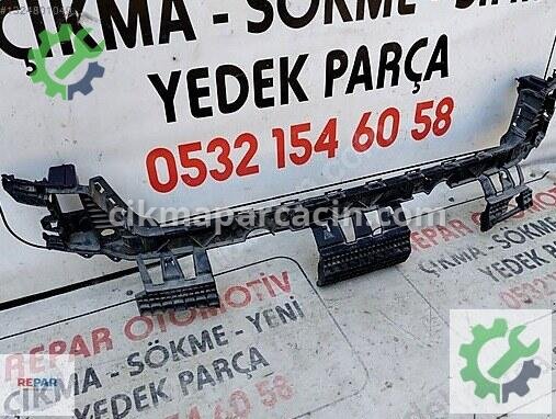 Audi A4 Tampon Braketi 8W5807385B çıkma parça