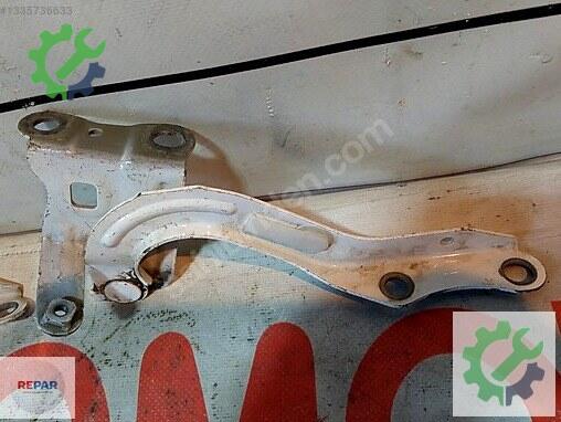 Toyota Corolla Kaput Menteşesi çıkma parça
