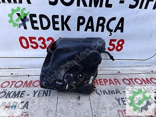 Volkswagen Passat Adblue Deposu 3Q0131877D çıkma parça