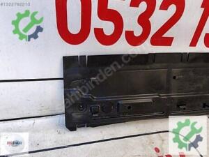 touareg 3 hava yönlendirme kapağı orijinal 760121763 2020-25
