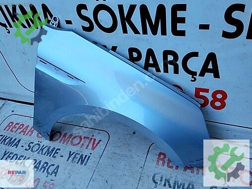 Renault Megane Sağ Ön Çamurluk çıkma parça