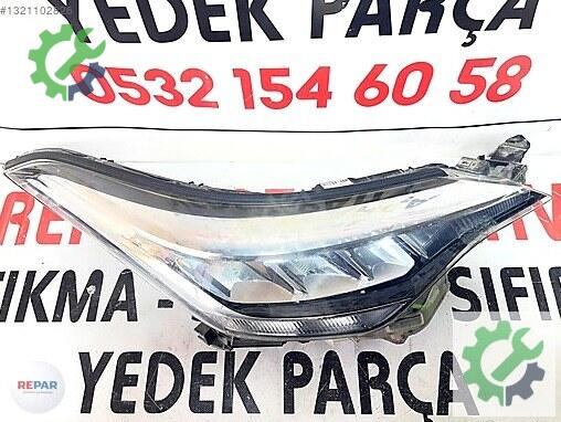 Toyota C-HR Sağ Ön Far çıkma parça