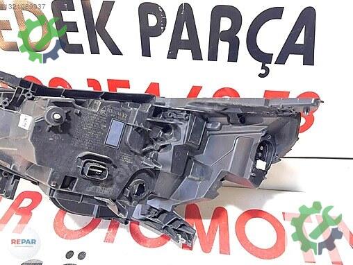 Renault Clio Sağ Ön Far 260104922R çıkma parça