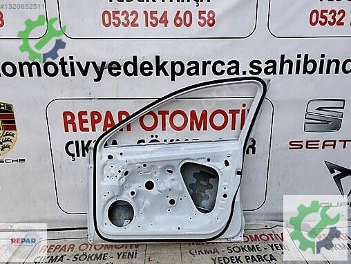 Volkswagen Passat Sağ Ön Kapı 2014-24 çıkma parça
