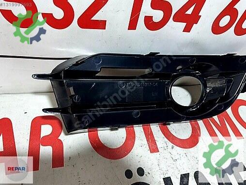 Audi A1 Sis Farı Çerçevesi 8X0807682A çıkma parça
