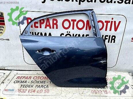 Renault Megane Sağ Arka Kapı çıkma parça