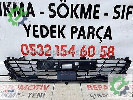 Renault Clio Ön Panjur çıkma parça