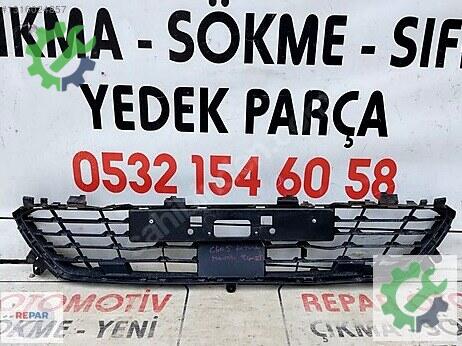 Renault Clio Ön Panjur çıkma parça