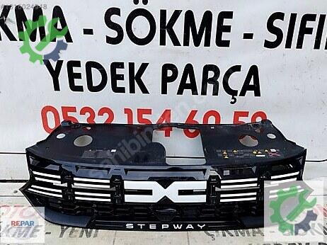 Dacia Sandero Ön Panjur çıkma parça