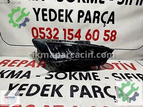 Seat Leon Sağ Ön Far çıkma parça